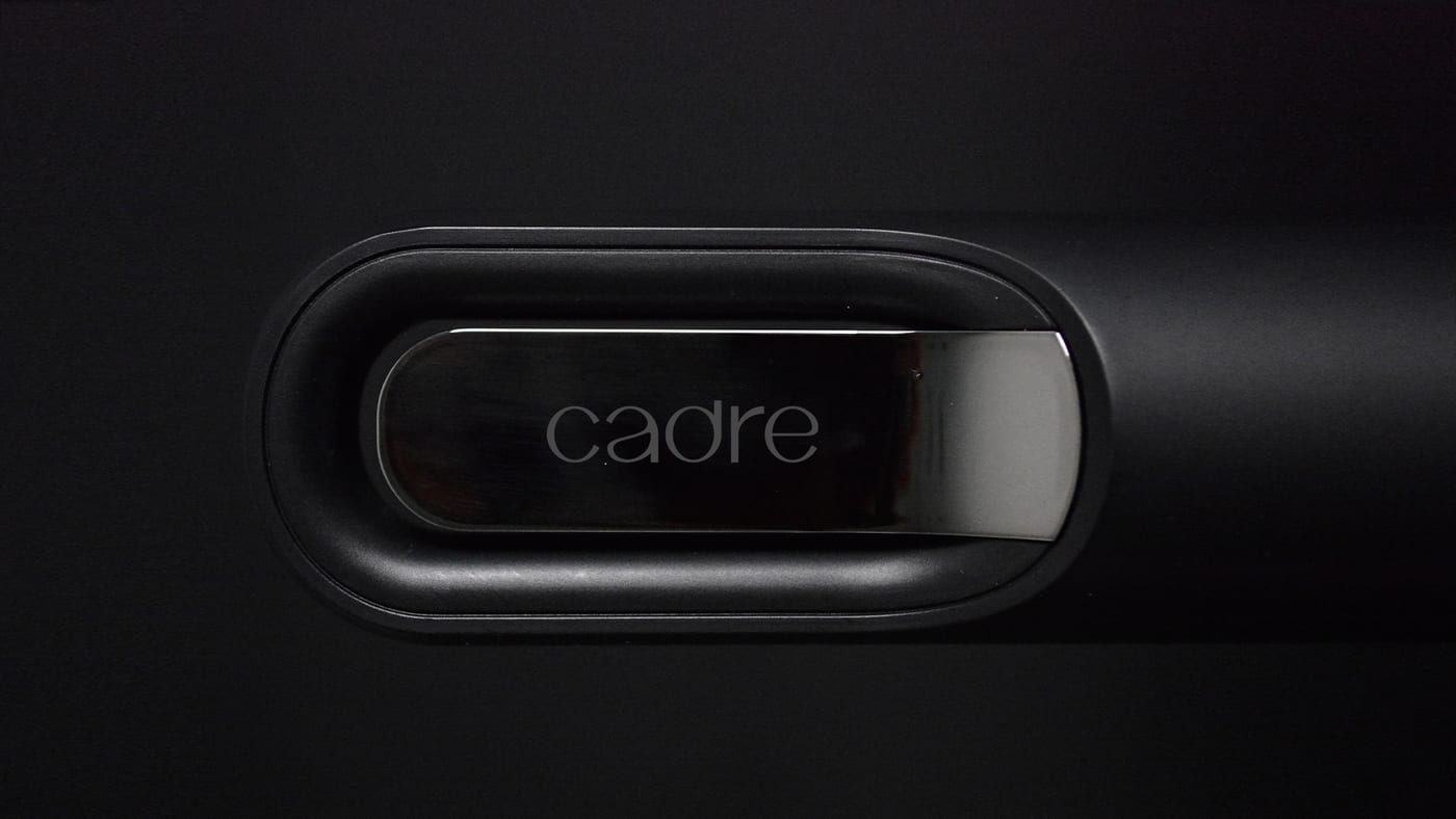 Cadre BioFresher chrome display window