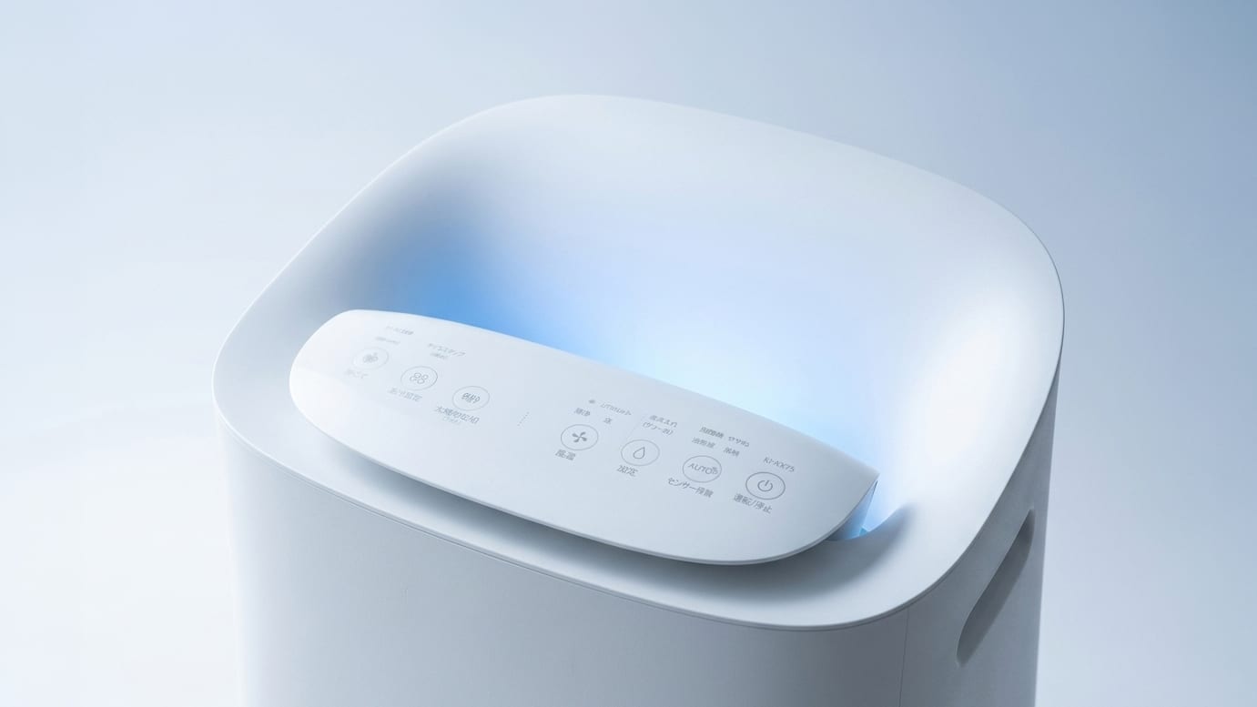 The purifier at home in a quiet living room